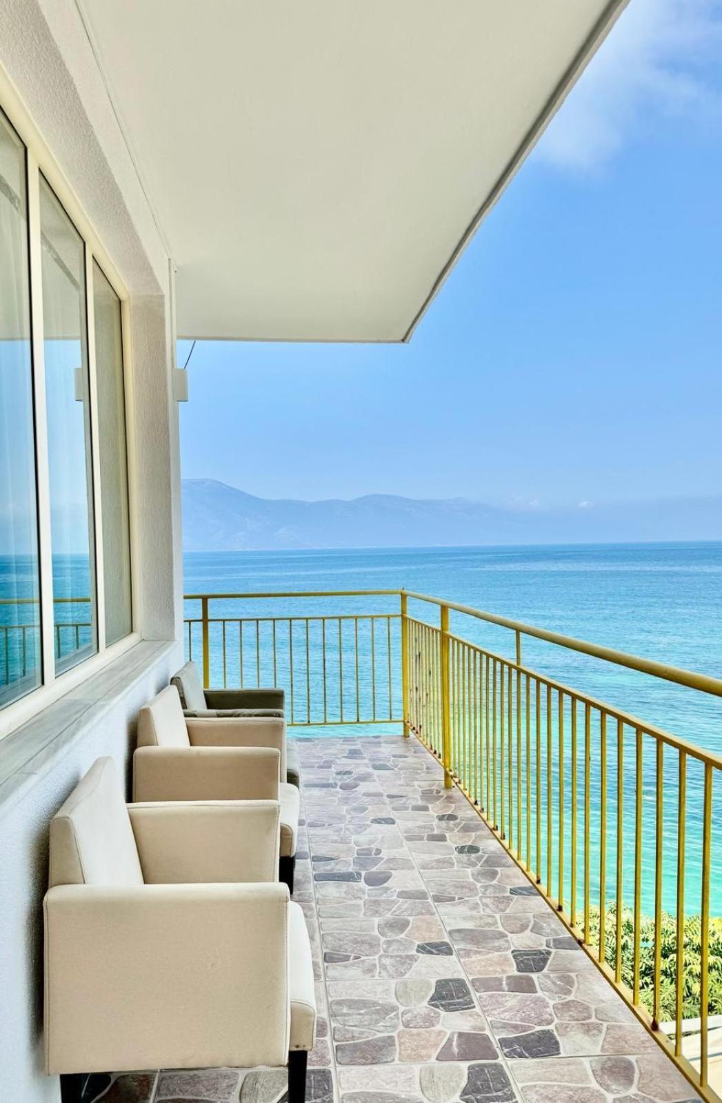 Rahmi & Veli Dervishaj Bed & Breakfast Radhime