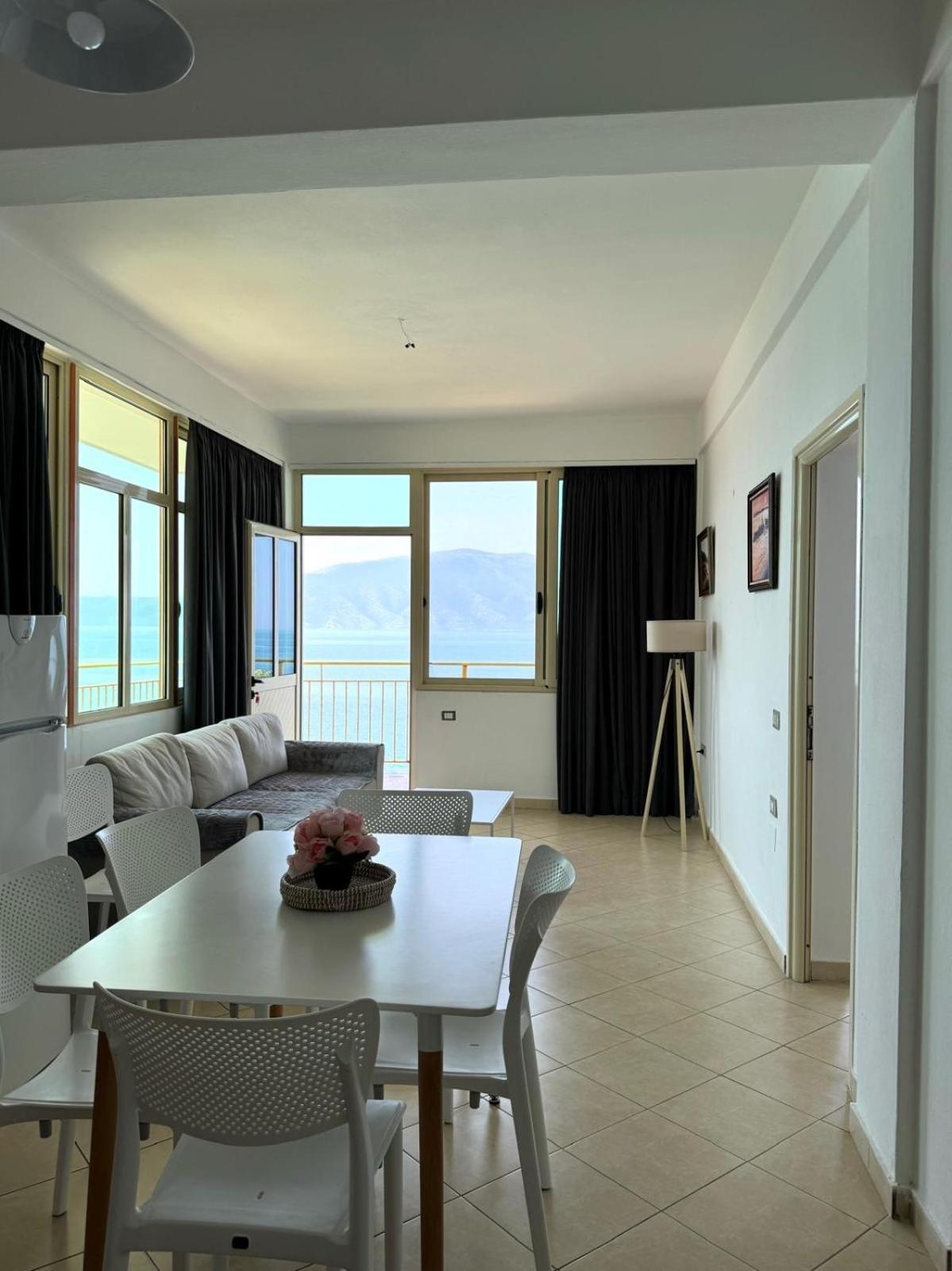 Bed & Breakfast Rahmi & Veli Dervishaj *